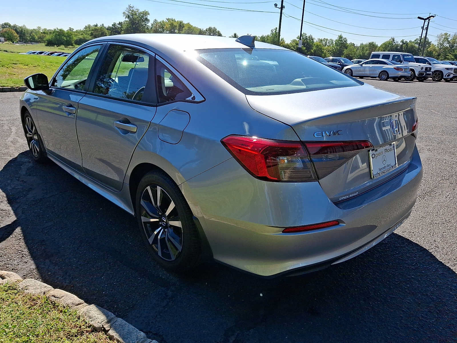 Used 2023 Honda Civic EX image 4