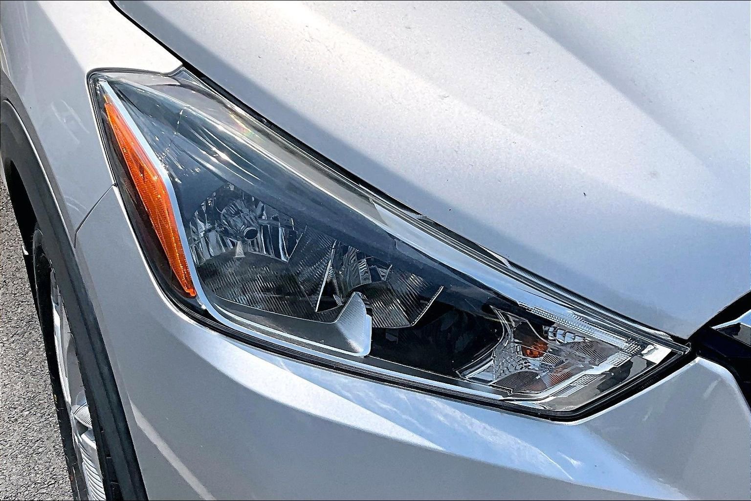 Used 2020 Nissan Kicks S image 28