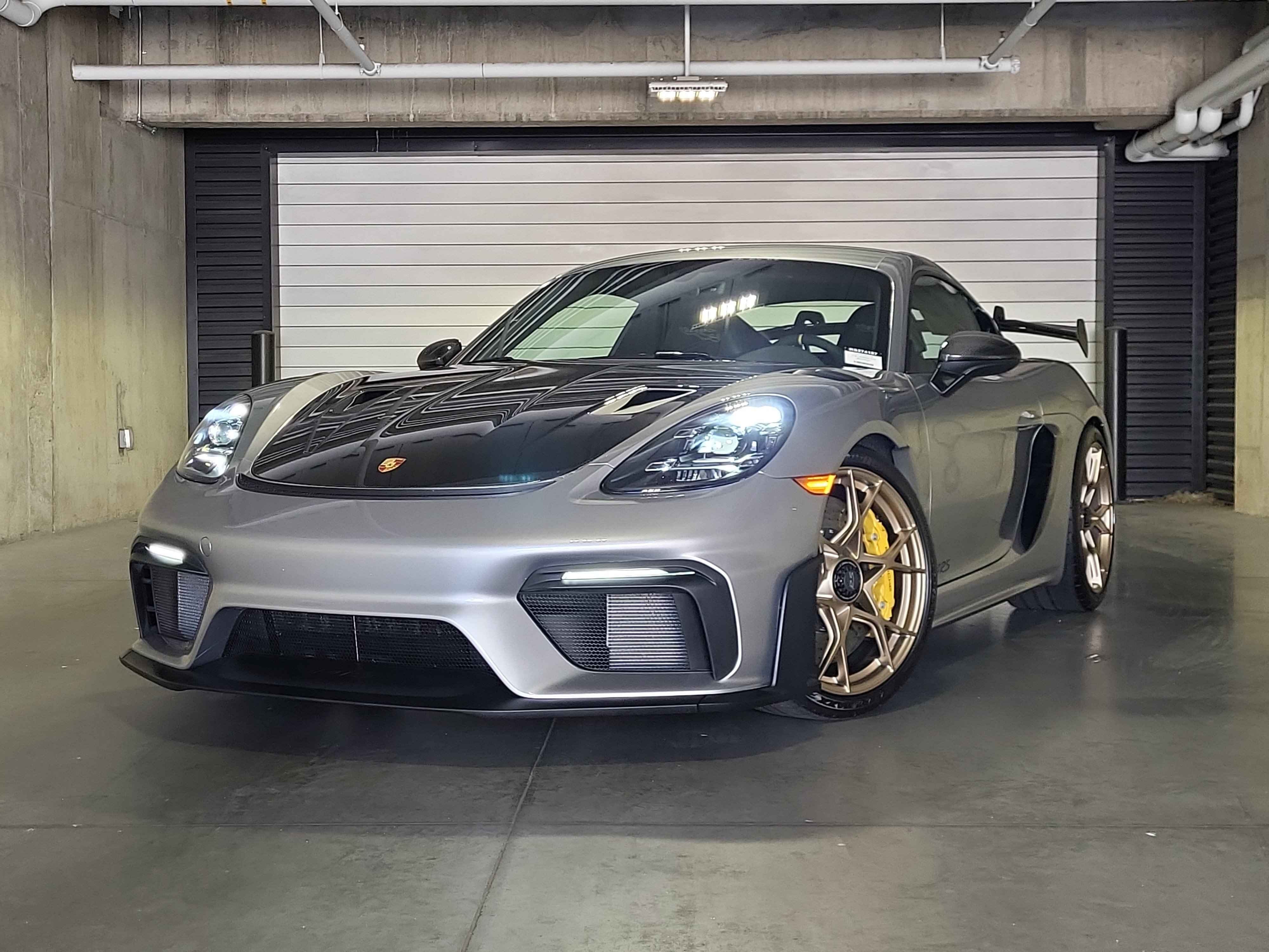 Certified 2024 Porsche 718 Cayman GT4 RS RWD image 1