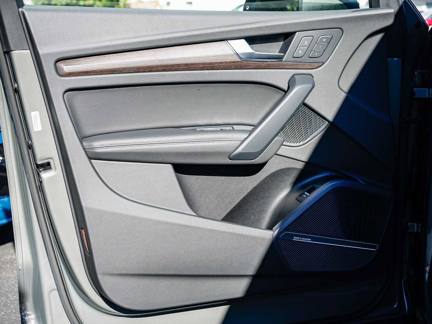 Used 2023 Audi Q5 2.0T Prestige w/ Prestige Package image 19