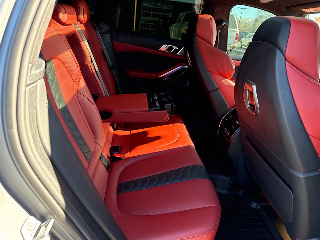Used 2024 BMW X6 M Competition w/ Executive Package image 15