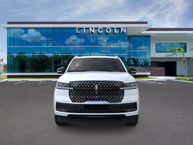 New 2025 Lincoln Navigator L Reserve AWD/4WD image 6