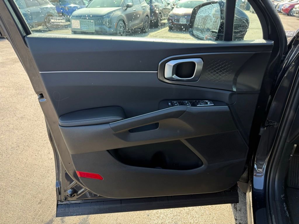 Certified 2026 Kia Sorento S image 7
