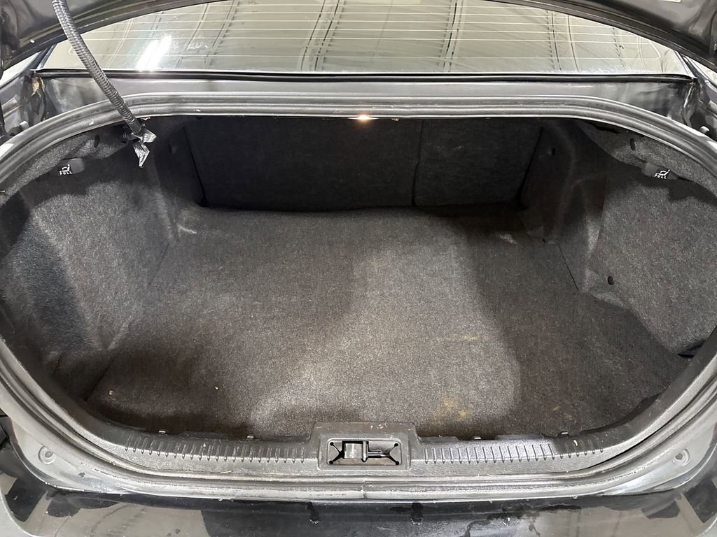 Used 2011 Ford Fusion SEL w/ 301A Rapid Spec Order Code image 23