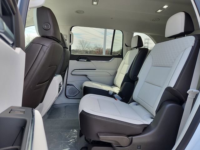 New 2026 GMC Acadia Denali w/ Super Cruise Package image 6