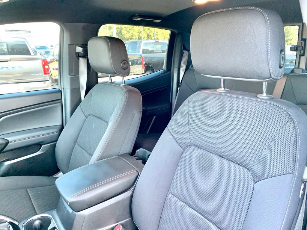 Used 2024 GMC Canyon Elevation w/ Convenience Package AWD/4WD image 12