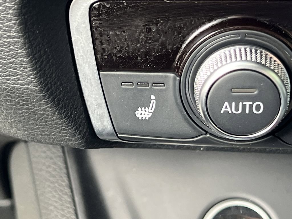 Used 2021 Audi Q3 2.0T Premium w/ Convenience Package image 27