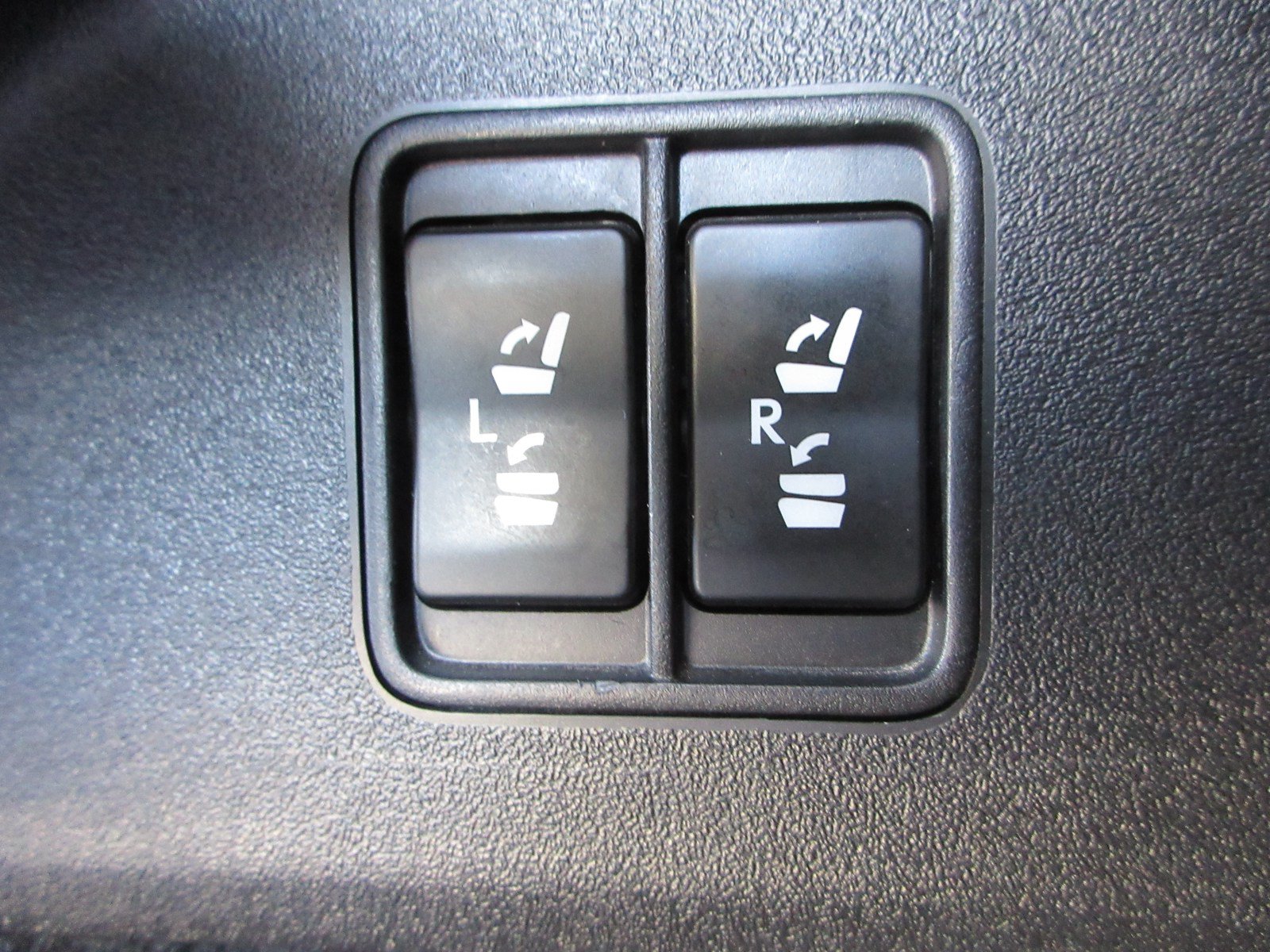 Used 2019 Lexus RX 450hL Premium w/ Premium Package AWD/4WD image 56
