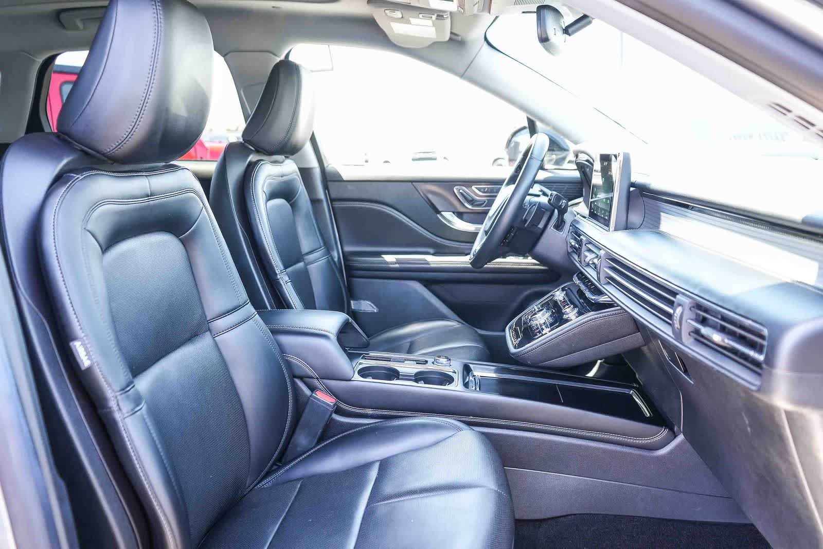 Used 2021 Lincoln Corsair FWD w/ Premium Package image 17