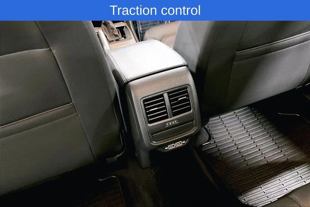 Used 2020 Volkswagen Passat 2.0T SE image 13