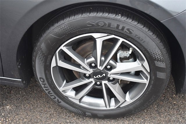 Used 2023 Kia Forte LXS image 11