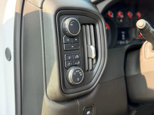Used 2024 Chevrolet Silverado 2500 Custom w/ Custom Value Package AWD/4WD image 9