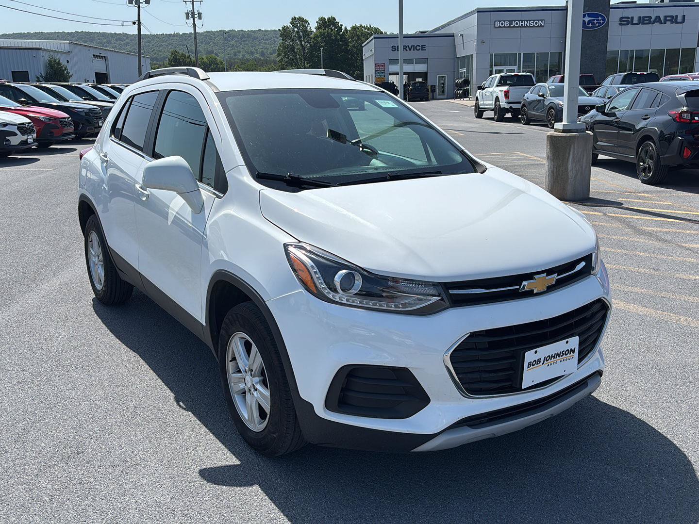 Used 2020 Chevrolet Trax LT AWD/4WD image 1