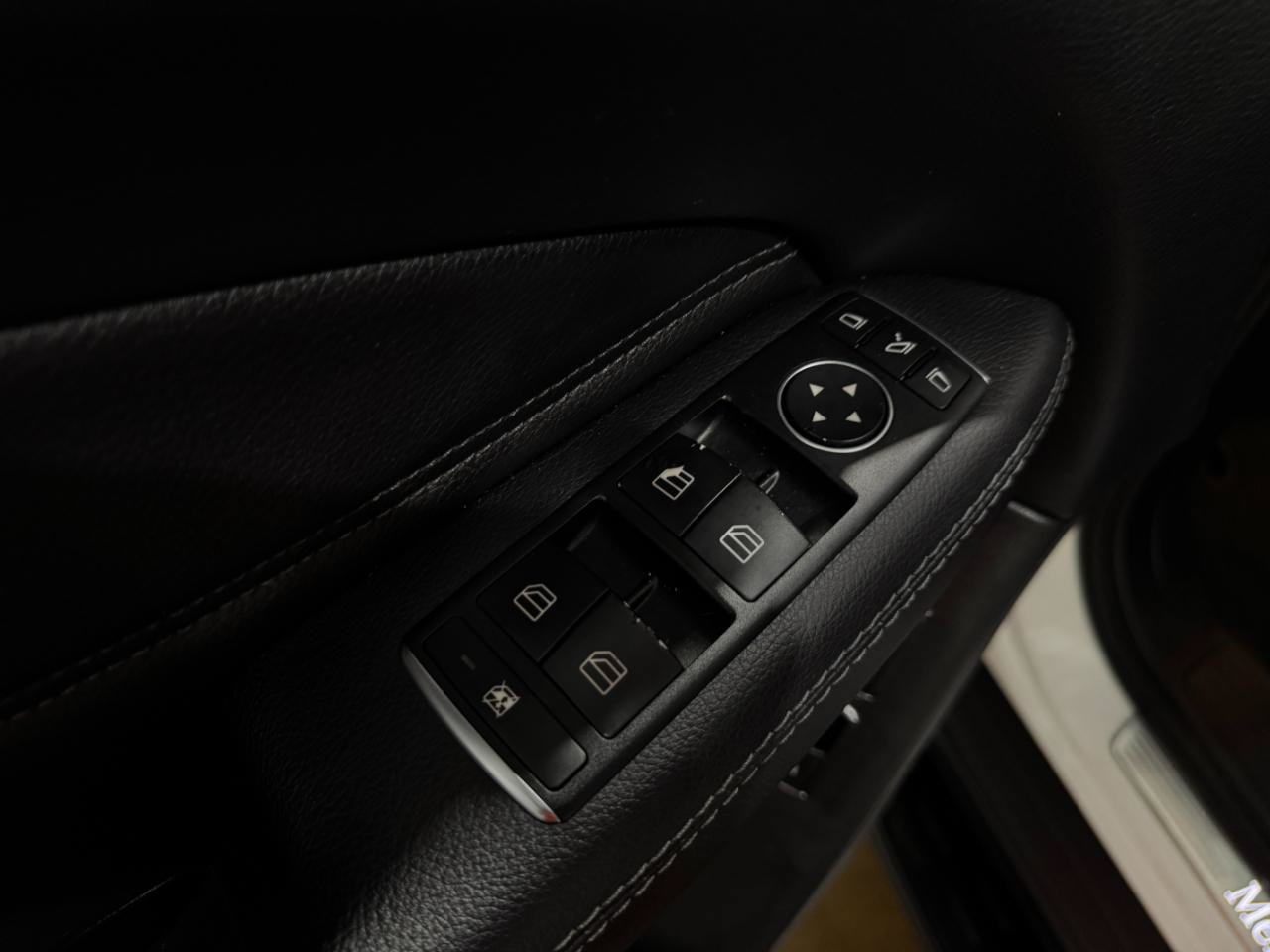 Used 2018 Mercedes-Benz GLS 450 4MATIC image 34