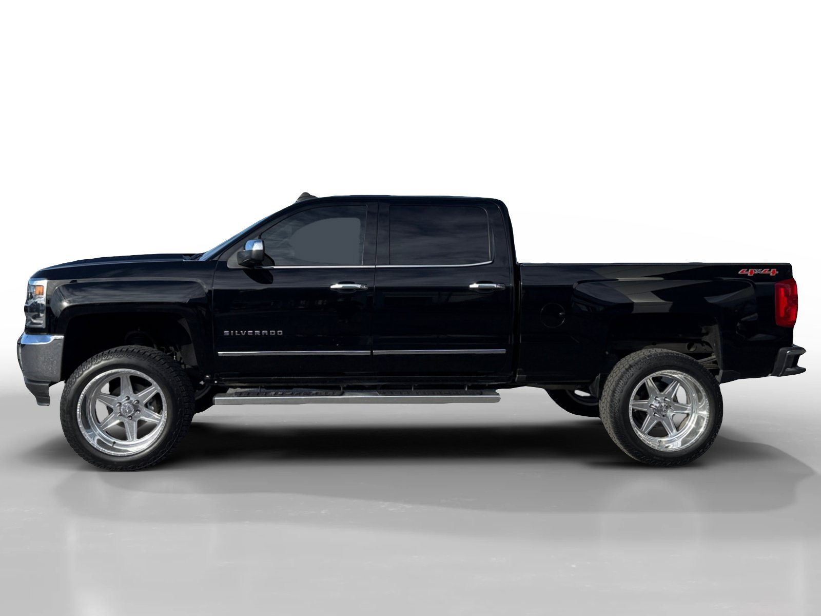 Used 2017 Chevrolet Silverado 1500 LTZ w/ Sport Package AWD/4WD image 2