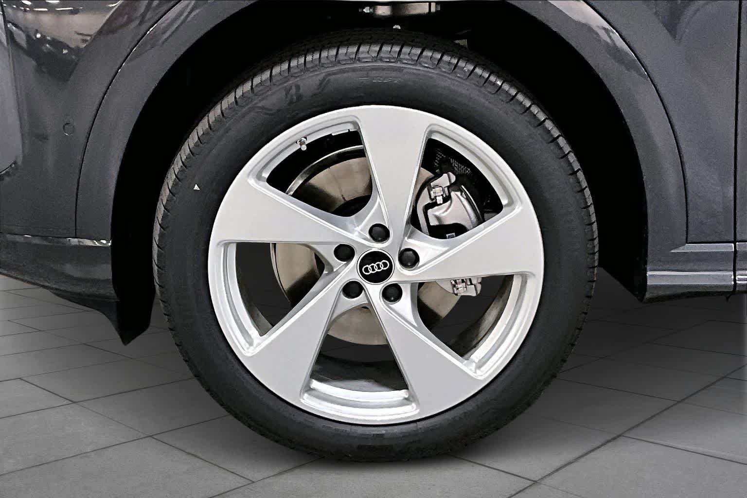 New 2026 Audi Q5 Premium Plus AWD/4WD image 11