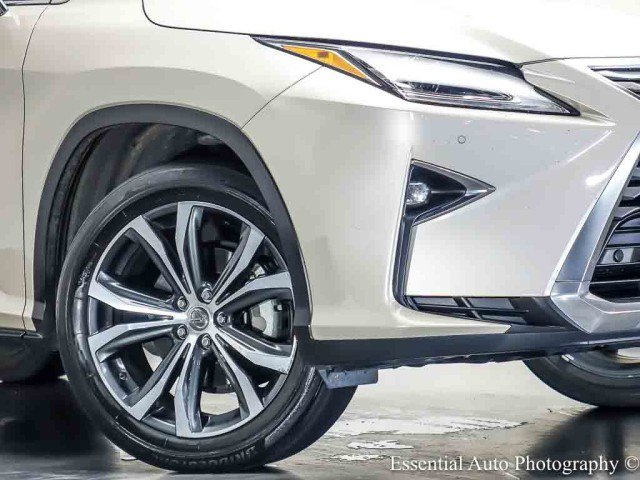 Used 2017 Lexus RX 350 AWD w/ Premium Package image 3