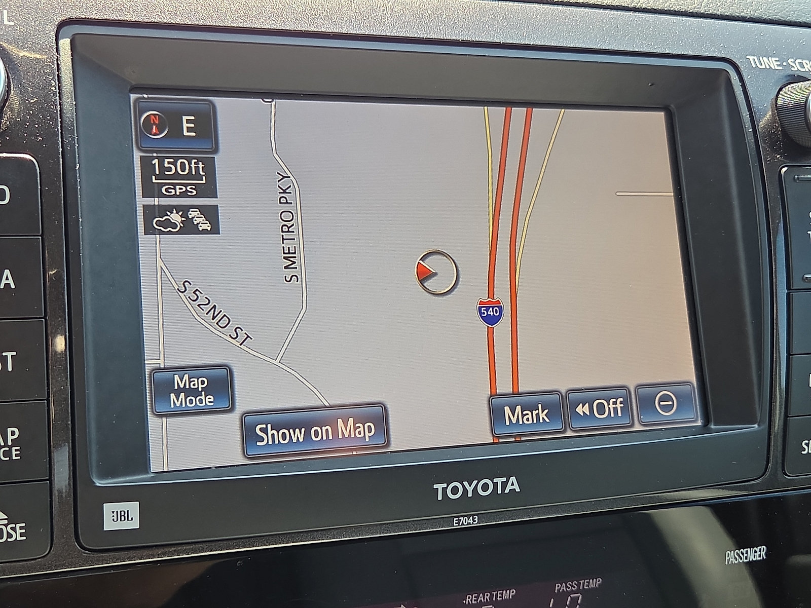 Used 2013 Toyota Sequoia Limited AWD/4WD image 19