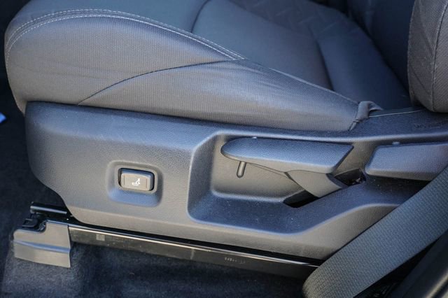 Used 2025 Toyota Tacoma SR5 image 6