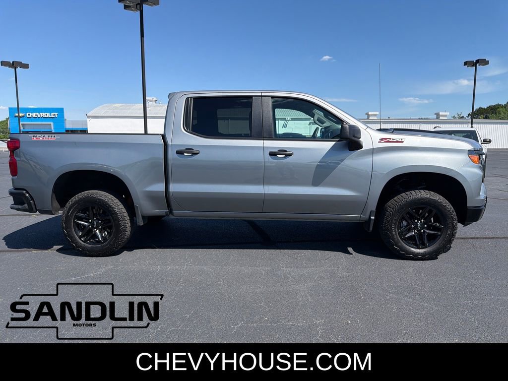Used 2025 Chevrolet Silverado 1500 Custom Trail Boss image 2