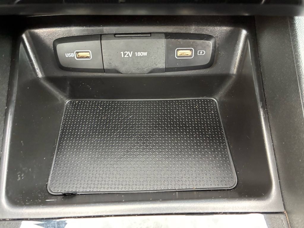 Used 2023 Hyundai Tucson SE image 32