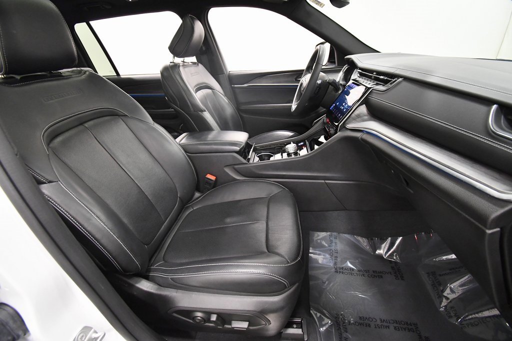 Used 2023 Jeep Grand Cherokee L Overland image 19