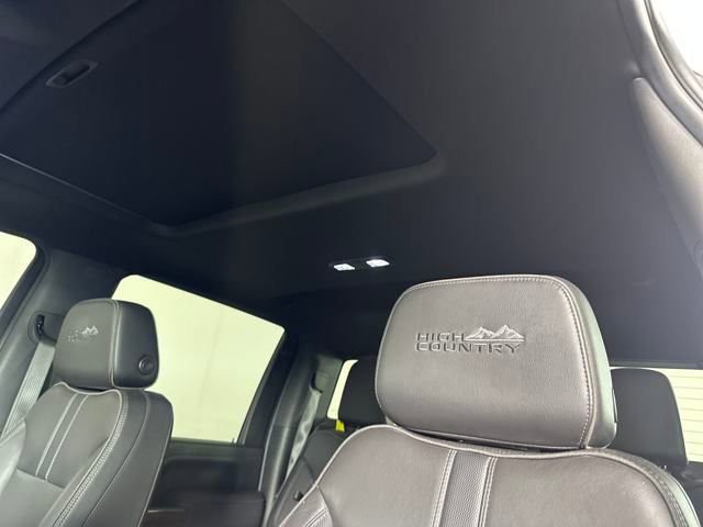 Used 2022 Chevrolet Silverado 3500 High Country image 12