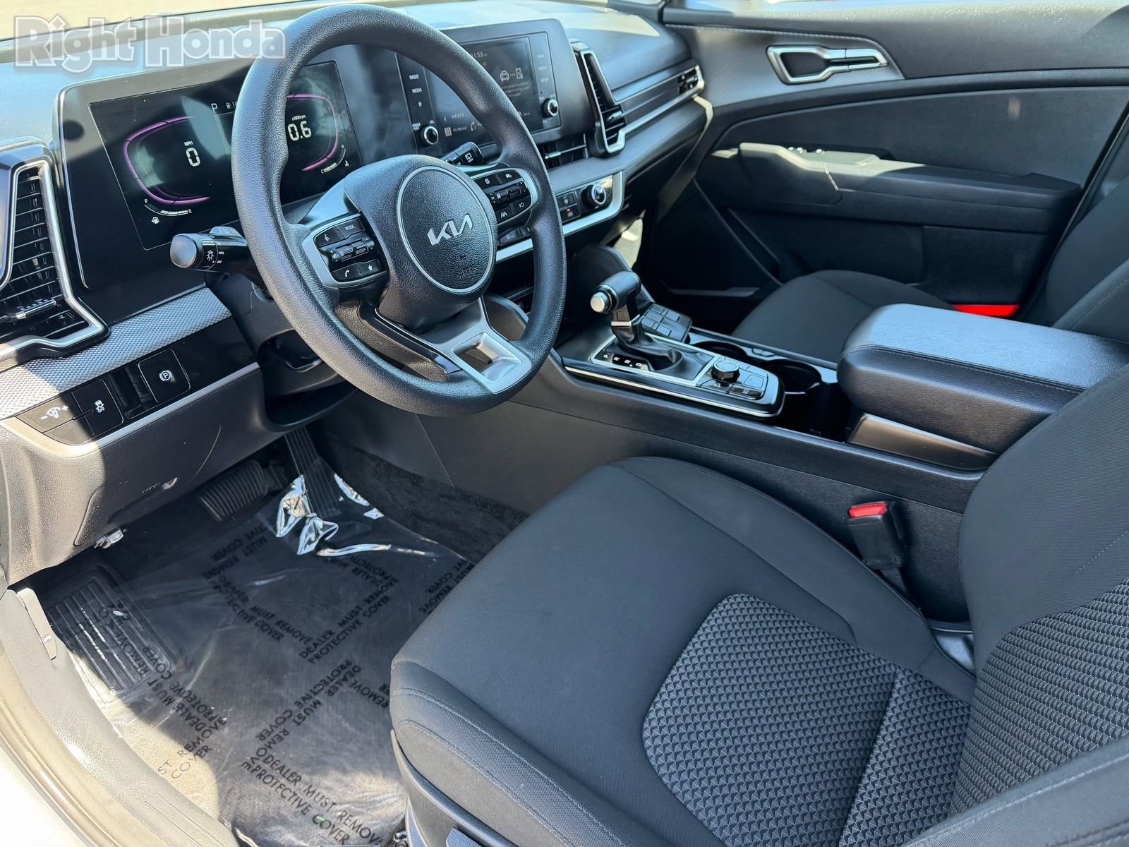 Used 2025 Kia Sportage LX image 20