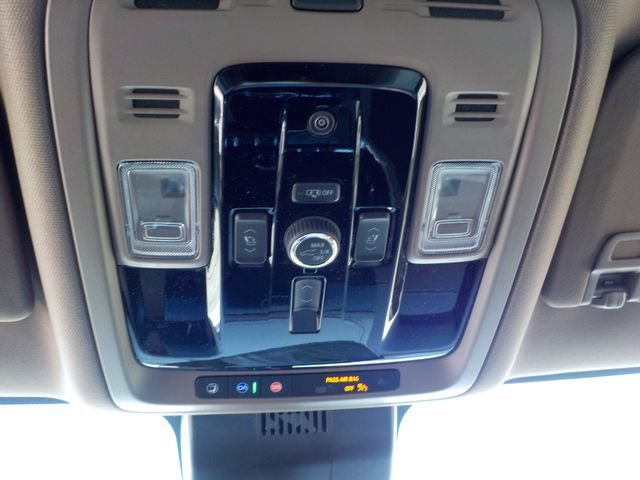 New 2026 GMC Yukon Denali w/ Advanced Technology Package AWD/4WD image 35
