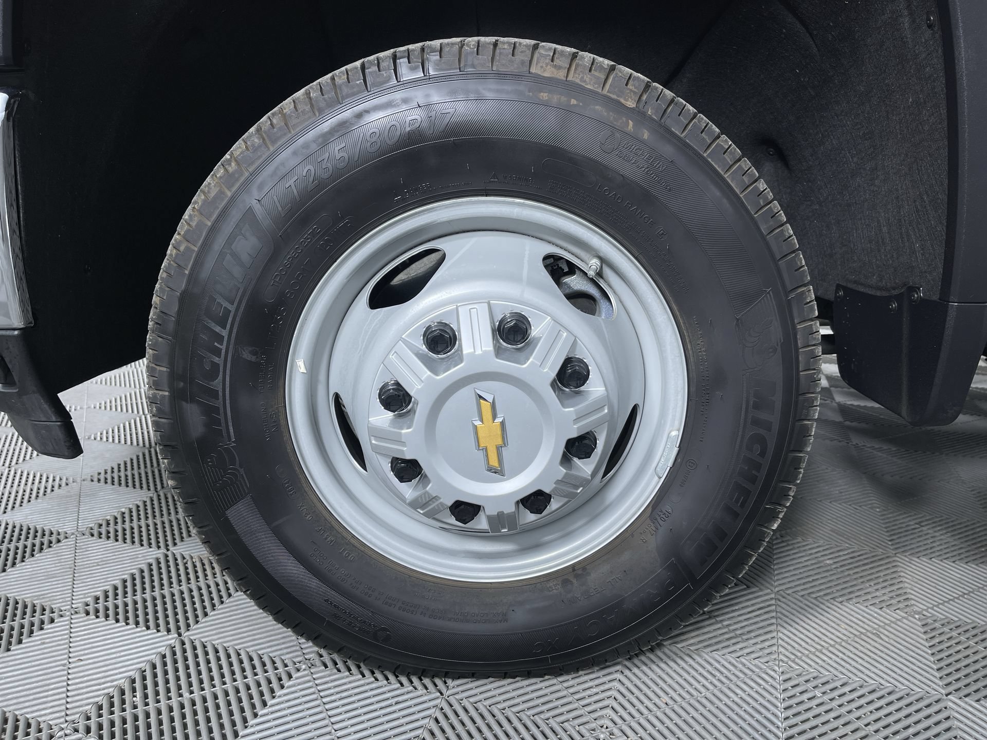 Used 2025 Chevrolet Silverado 3500 W/T AWD/4WD image 26
