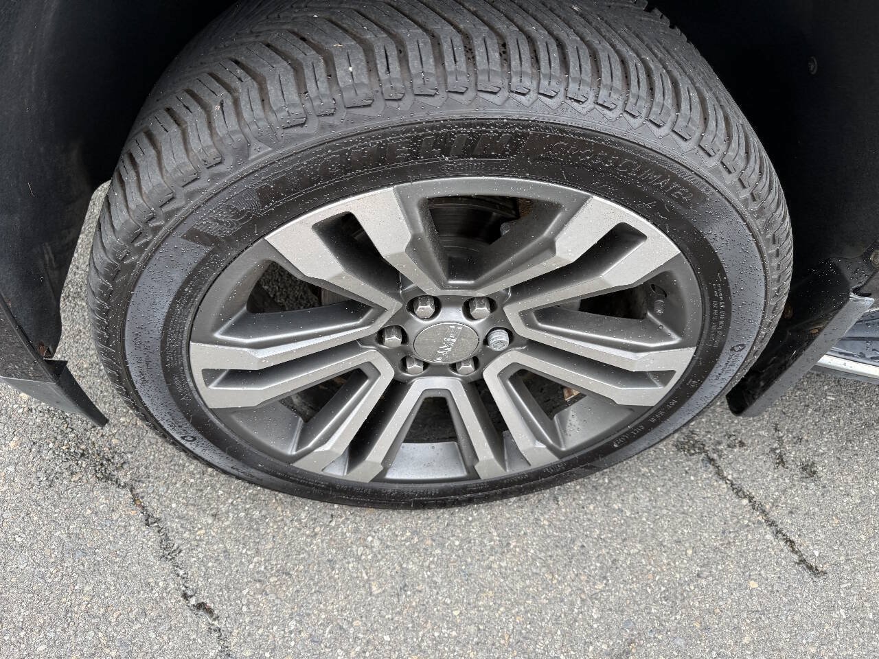 Used 2019 GMC Yukon XL Denali AWD/4WD image 8
