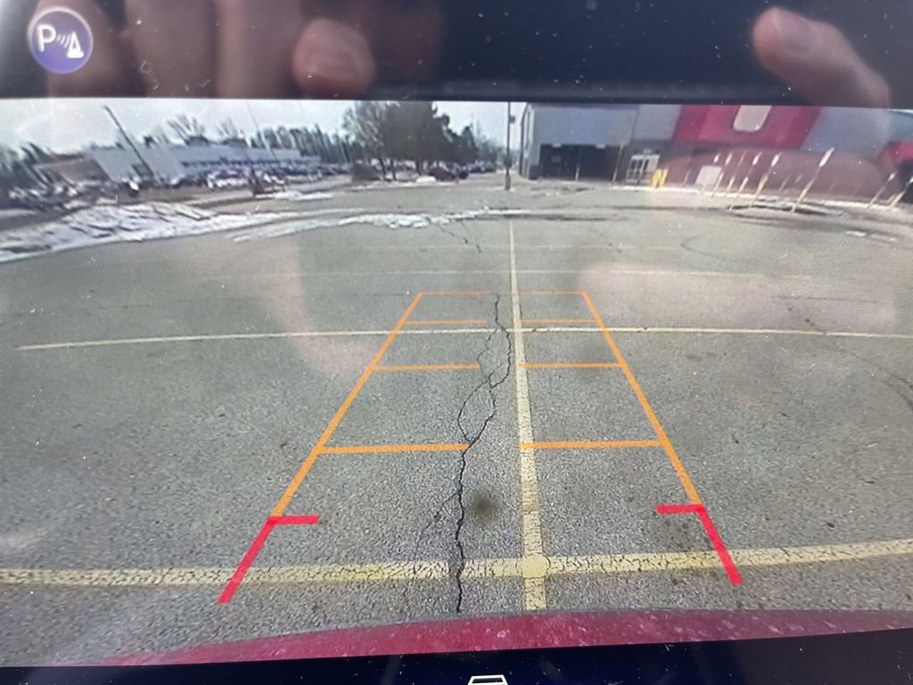 Used 2025 Chevrolet Equinox ACTIV image 15