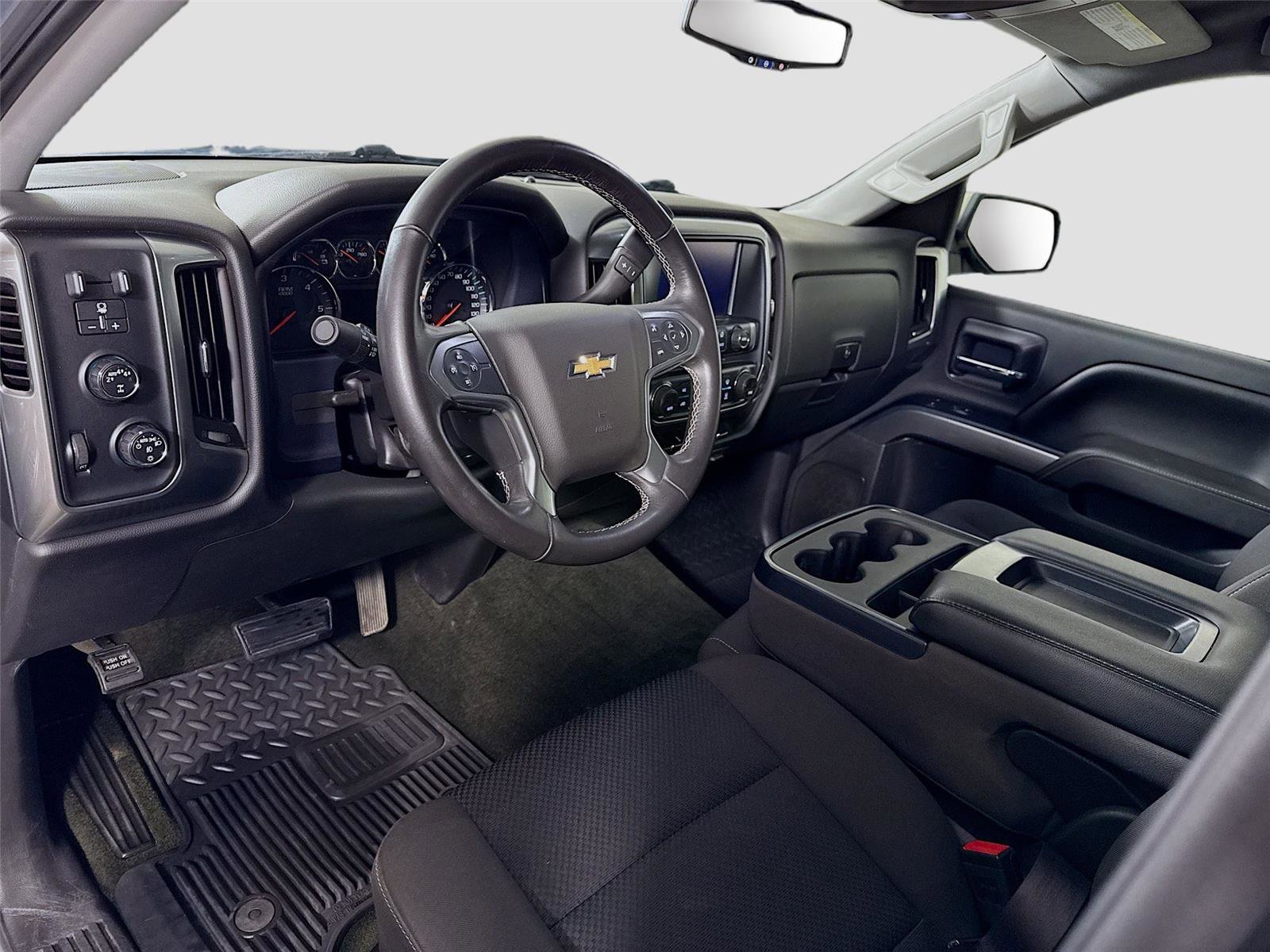 Used 2017 Chevrolet Silverado 1500 LT w/ All Star Edition image 3