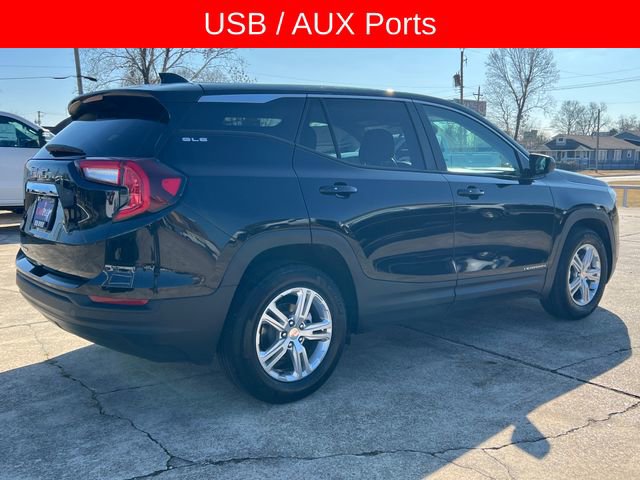 Used 2024 GMC Terrain SLE image 9