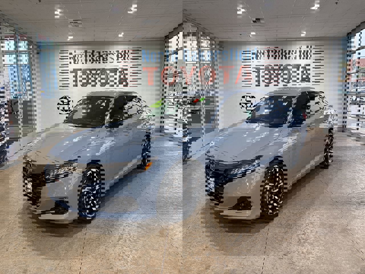 Used 2022 Honda Accord Sport image 1