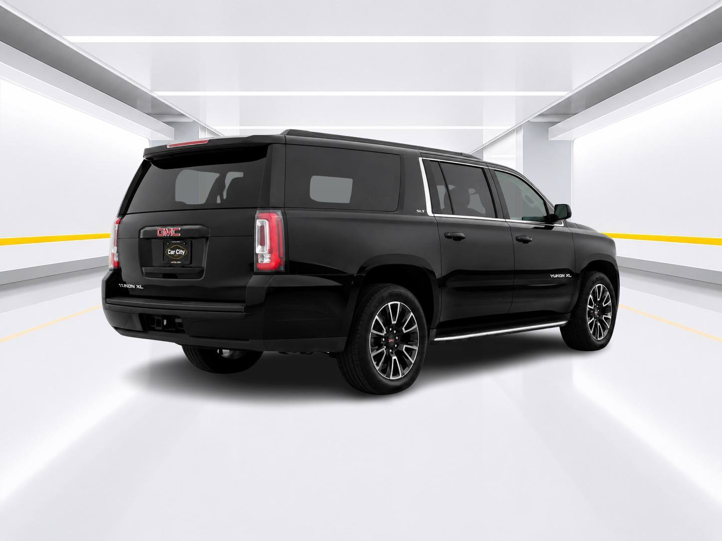Used 2017 GMC Yukon XL SLT RWD image 5