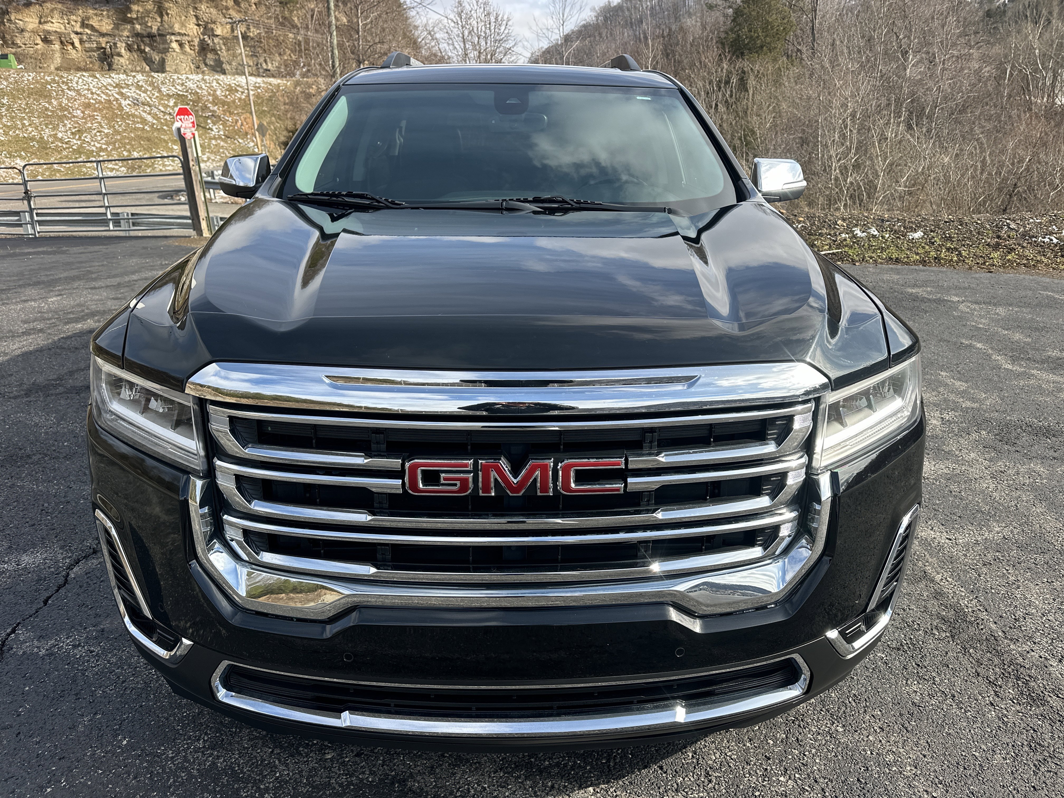 Used 2021 GMC Acadia SLT w/ Trailering Package image 6