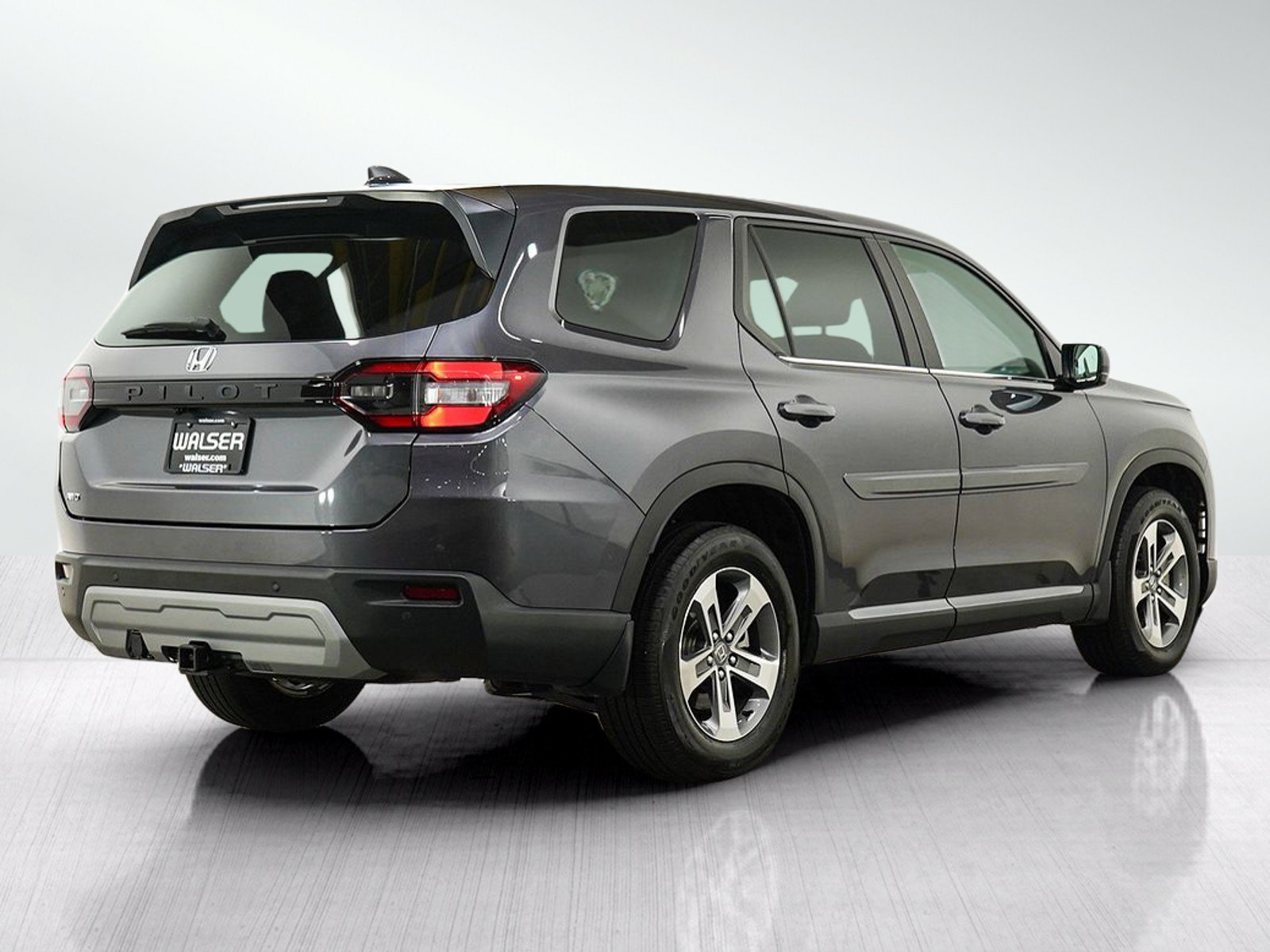 Used 2023 Honda Pilot EX-L image 5