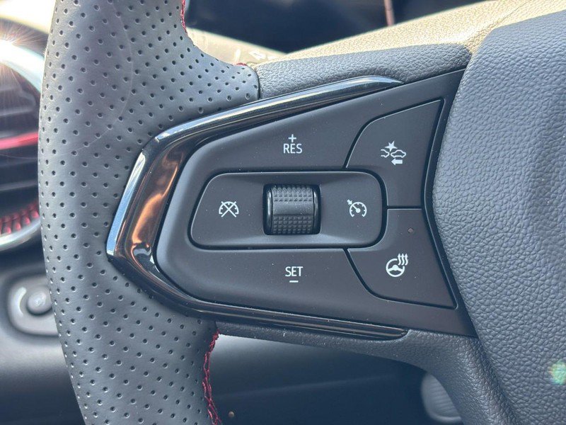 New 2026 Chevrolet Trax RS w/ Sunroof Package FWD image 12
