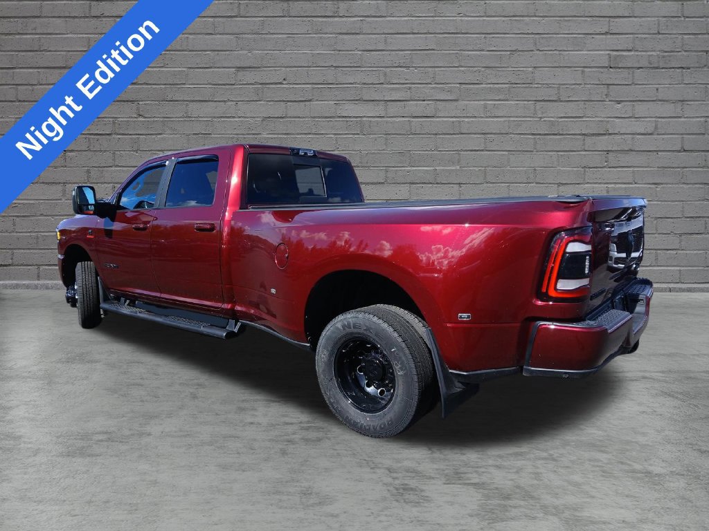 Used 2023 RAM 3500 Laramie AWD/4WD image 3