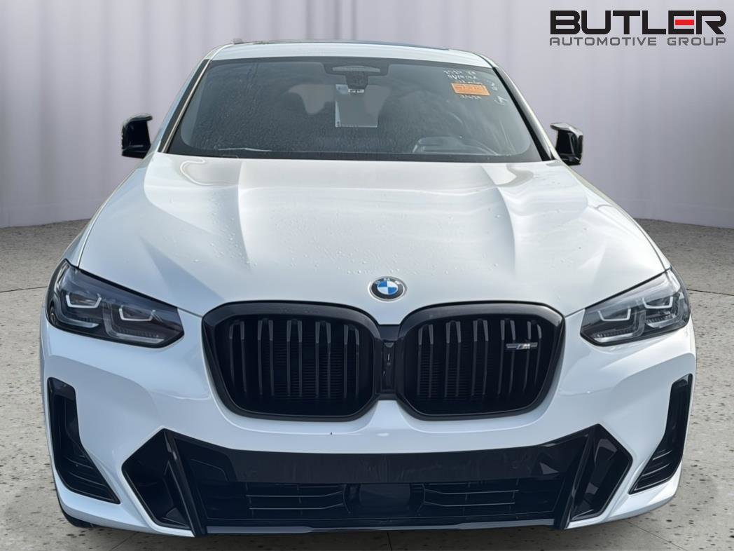 Certified 2024 BMW X4 M40i image 3