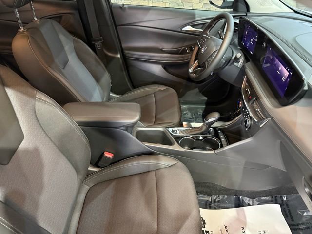 Used 2025 Buick Encore GX Preferred image 26