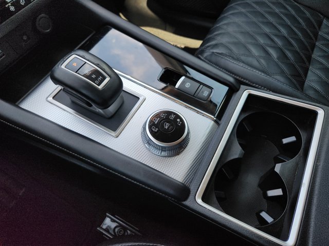 Used 2023 Mitsubishi Outlander SEL FWD image 18