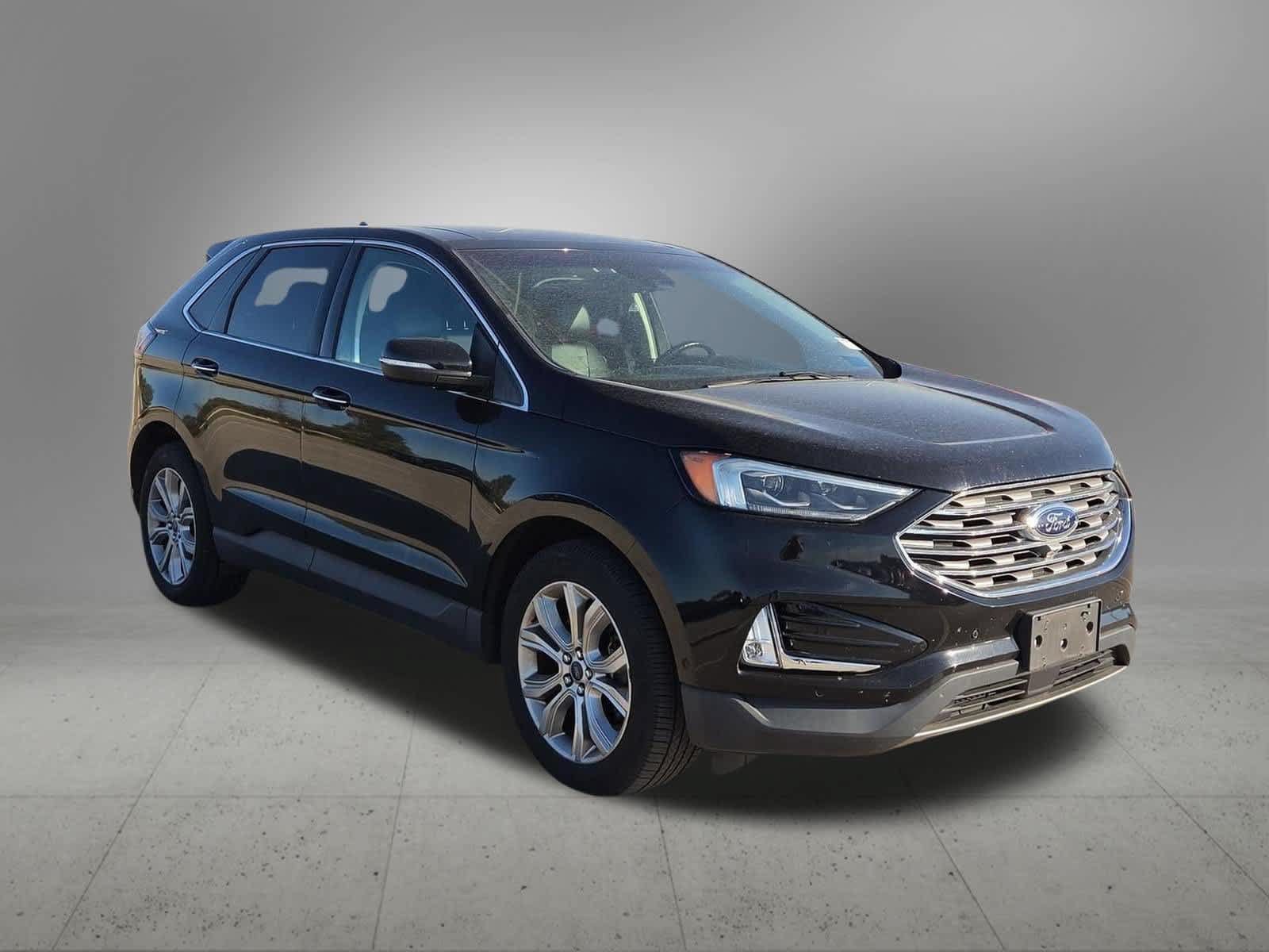 Used 2019 Ford Edge Titanium w/ Equipment Group 301A AWD/4WD image 8