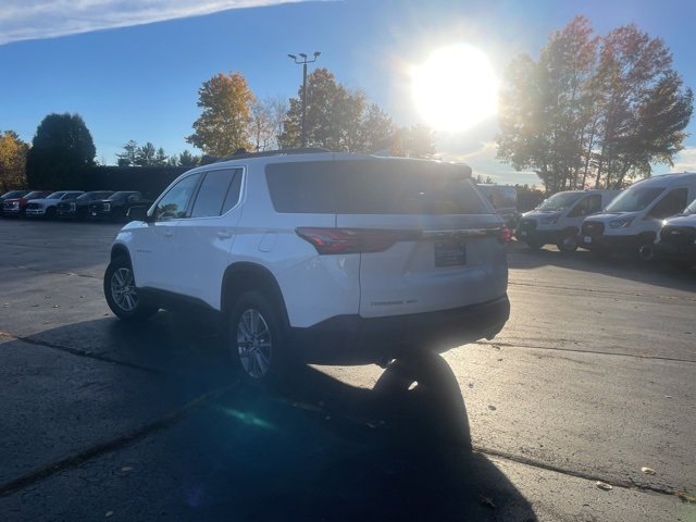 Used 2023 Chevrolet Traverse LT image 7