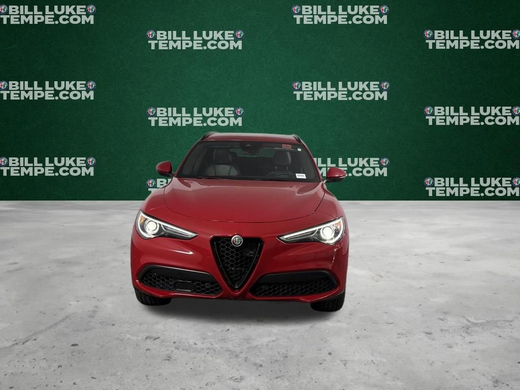 Used 2022 Alfa Romeo Stelvio Sprint image 10