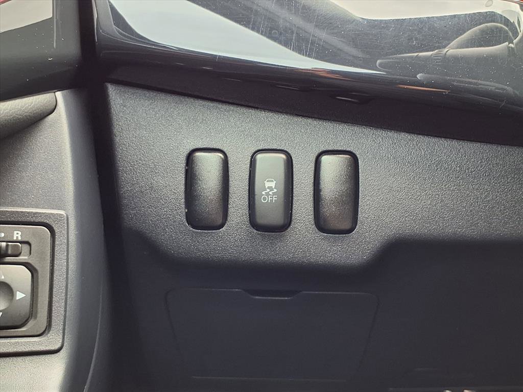 Used 2017 Mitsubishi Lancer LE image 10