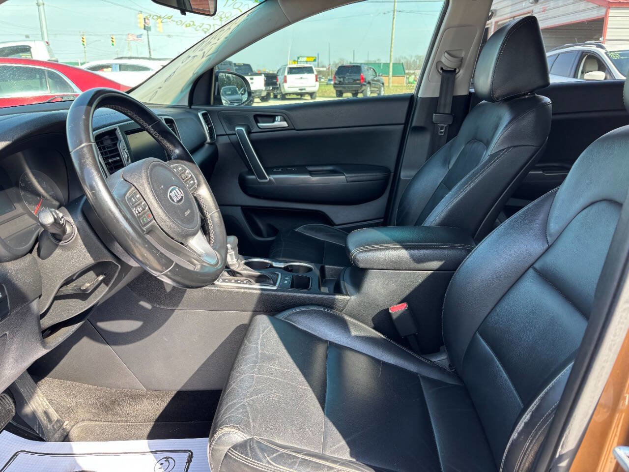 Used 2017 Kia Sportage EX image 5