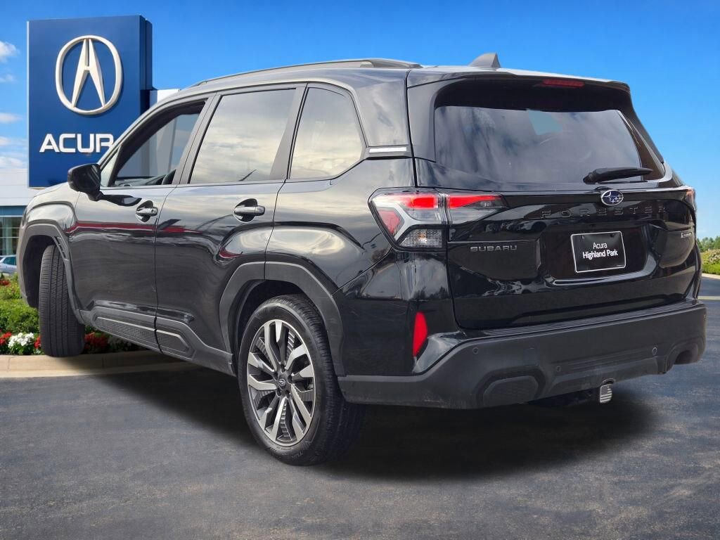 Used 2025 Subaru Forester Touring image 18