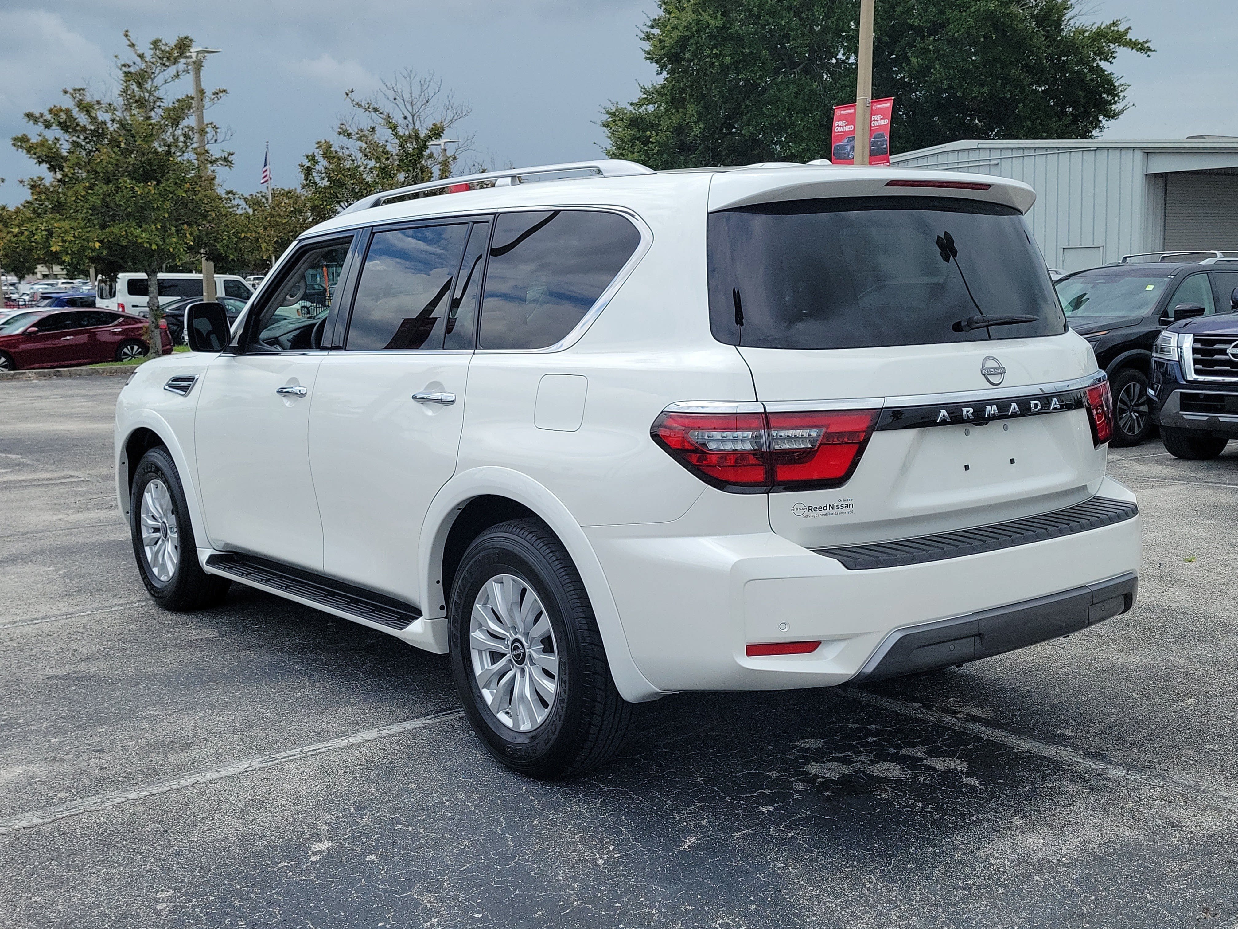 Certified 2024 Nissan Armada SV w/ Cargo Package RWD image 8